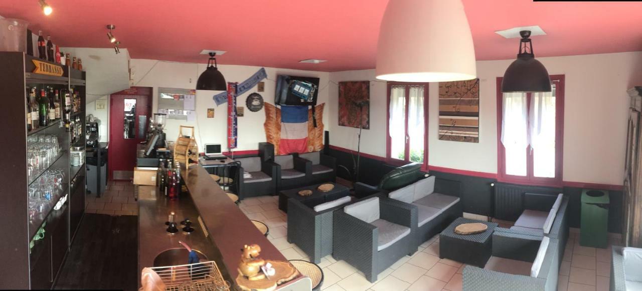 Hotel Restaurant La Place Malay-le-Grand Exteriér fotografie
